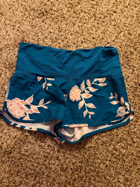 Roxy Pants - Roxy Teal Floral Shorts with Peach Accents